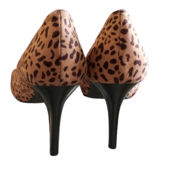 Preowned leopard fabric heels sz 38 - Picture 3 of 4